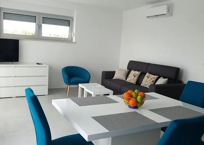Apartment Janja